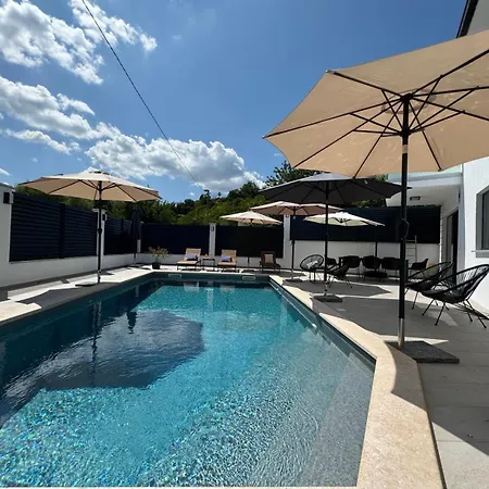 Water Spring Ferienhaus