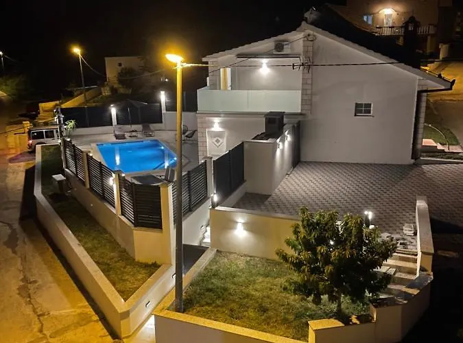 Ferienhaus Water Spring Hrvace