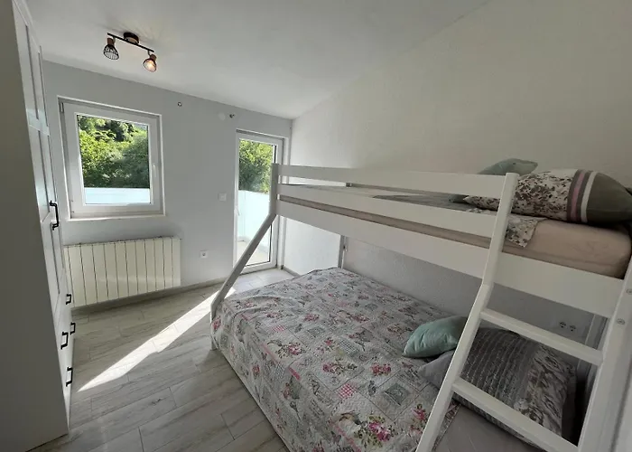 Ferienhaus Water Spring