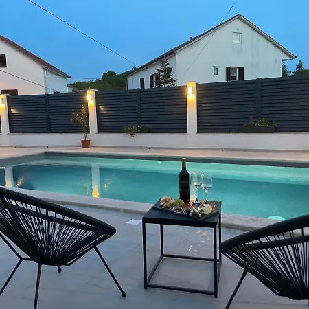 Ferienhaus Water Spring